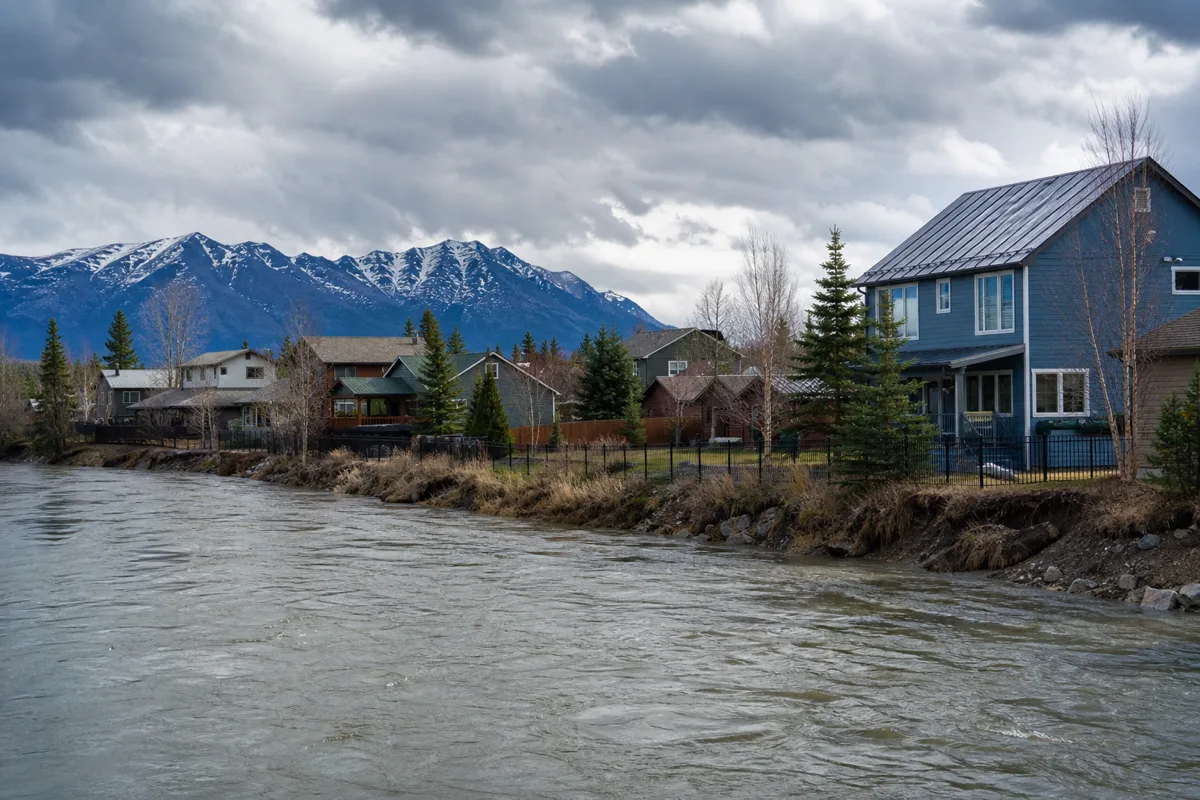 Alaska Flood Zone Property Buying Guide