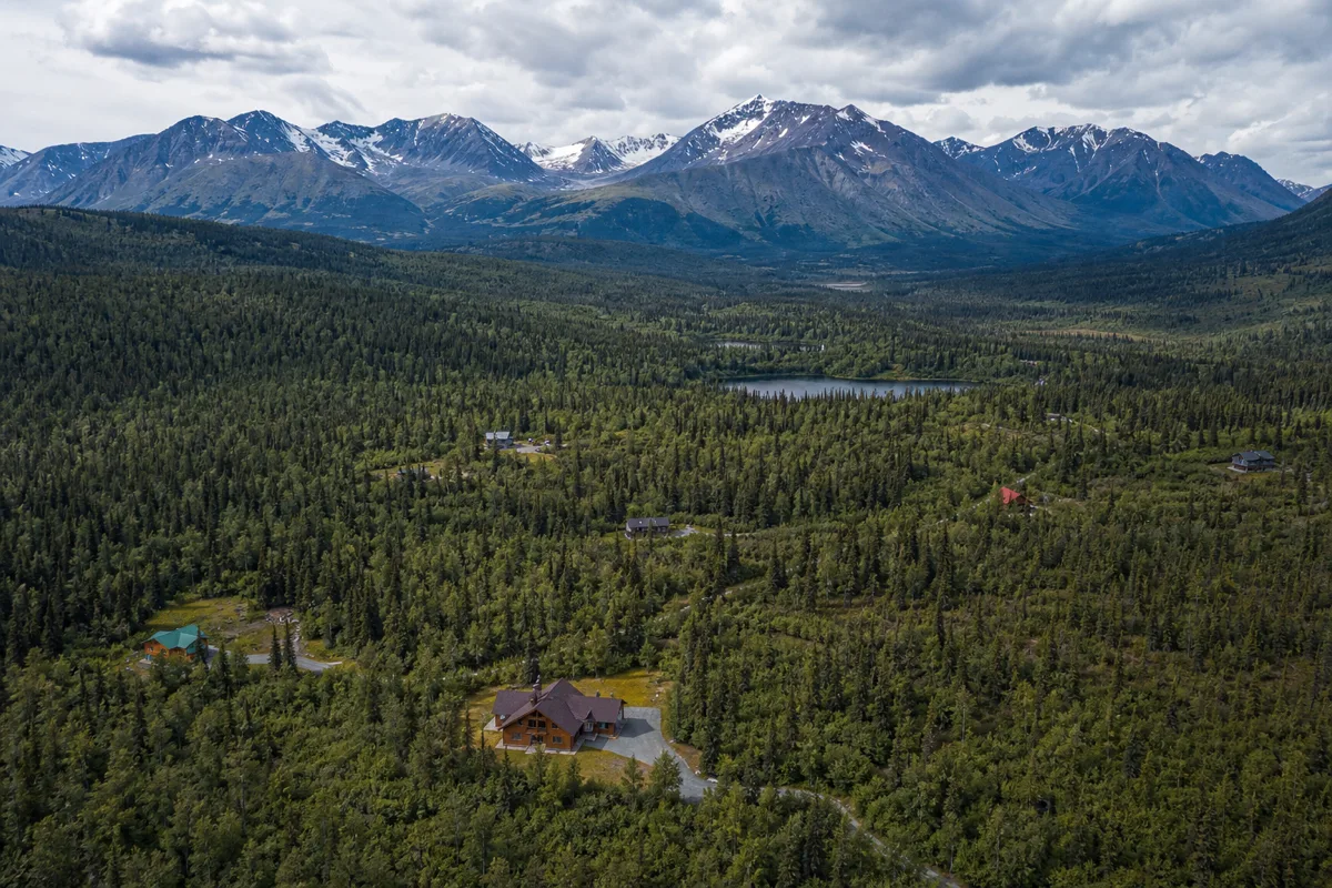Alaska Portfolio Mortgage Lenders: Who They Serve